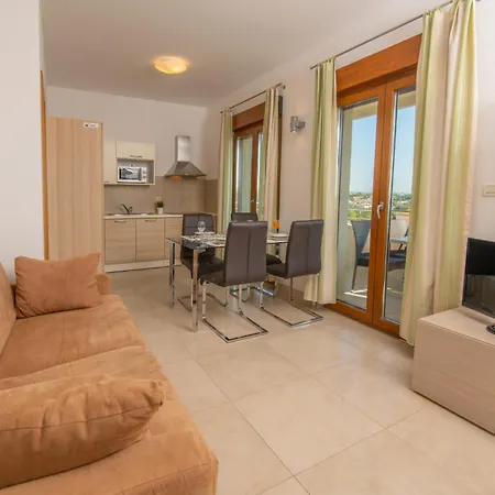 Oliva - Floor With Beautifull Sea View Premantura