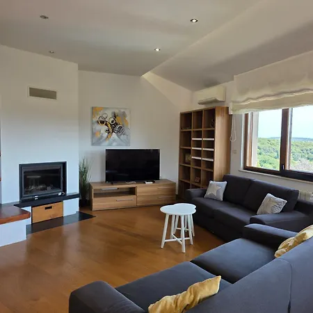 Oliva - Floor With Beautifull Sea View Apartament Premantura